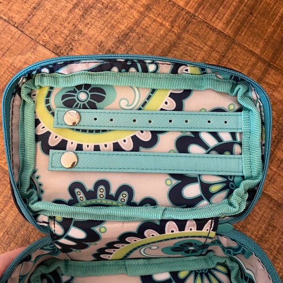 Thirty-one Travel Jewelry Case - Picture 3 of 4